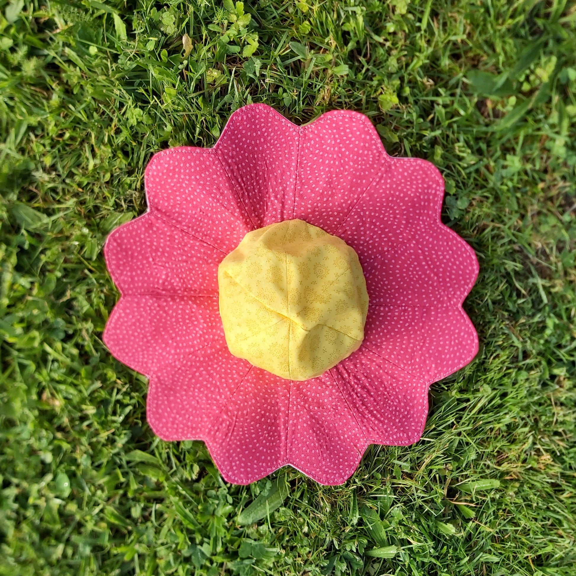 Kids Flower Sun Hat Sewing Pattern and Instructions at Freckles and Co