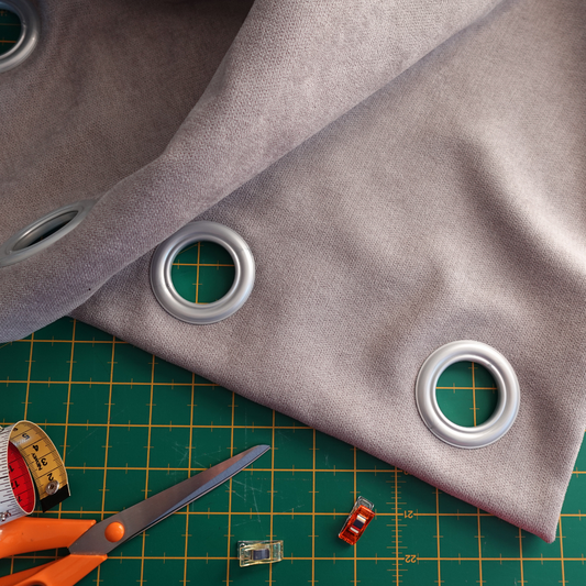 Eyelet curtains - Sewing instructions