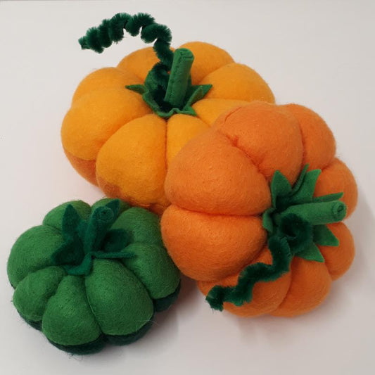 Freckles Felt Pumpkins sewing templates