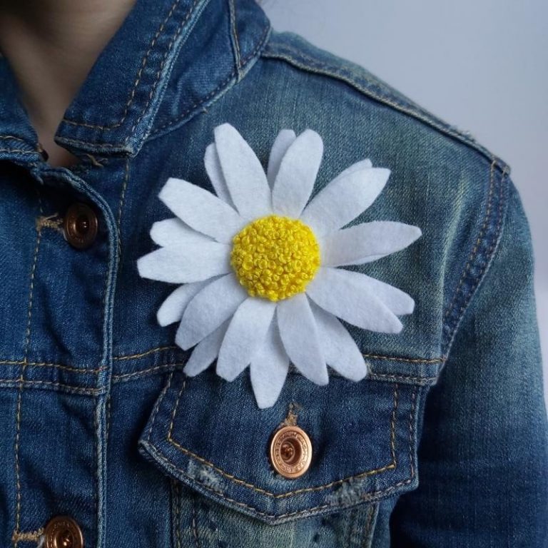 Felt Flower Brooches sewing templates