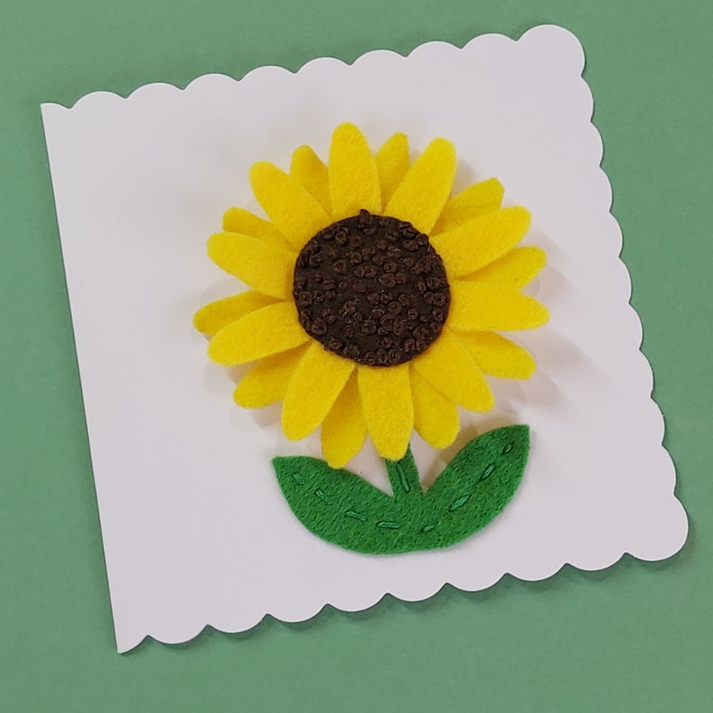 Felt Flower Brooches sewing templates